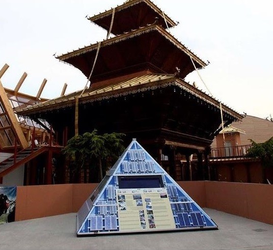 Immagine Piramide interattiva CNR-EV-K2 - Padiglione Nepal Expo Milan 2015